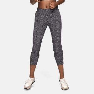 Outdoor voices reservoir capris s